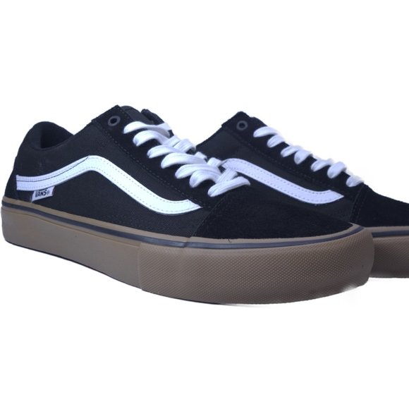 black vans with gum bottom